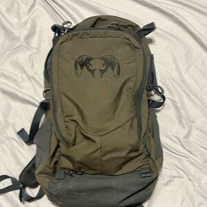 KUIU DIVIDE 1200 backpack